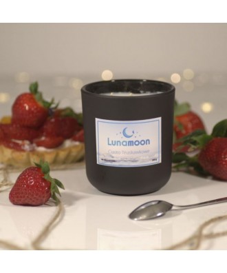 Lunamoon - Ciasto Truskawkowe - Świeca Zapachowa Sojowa Mała